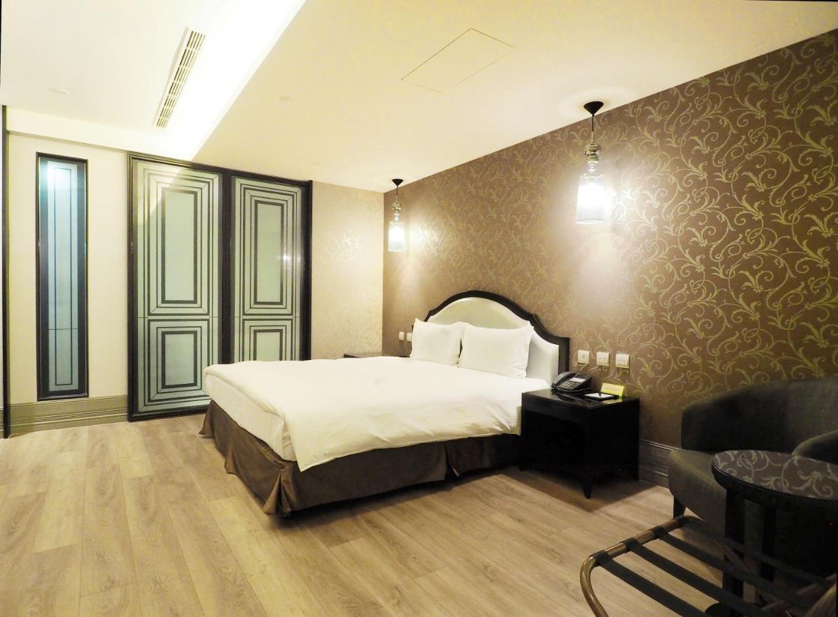 Stay Hotel - Taichung Yizhong Екстер'єр фото