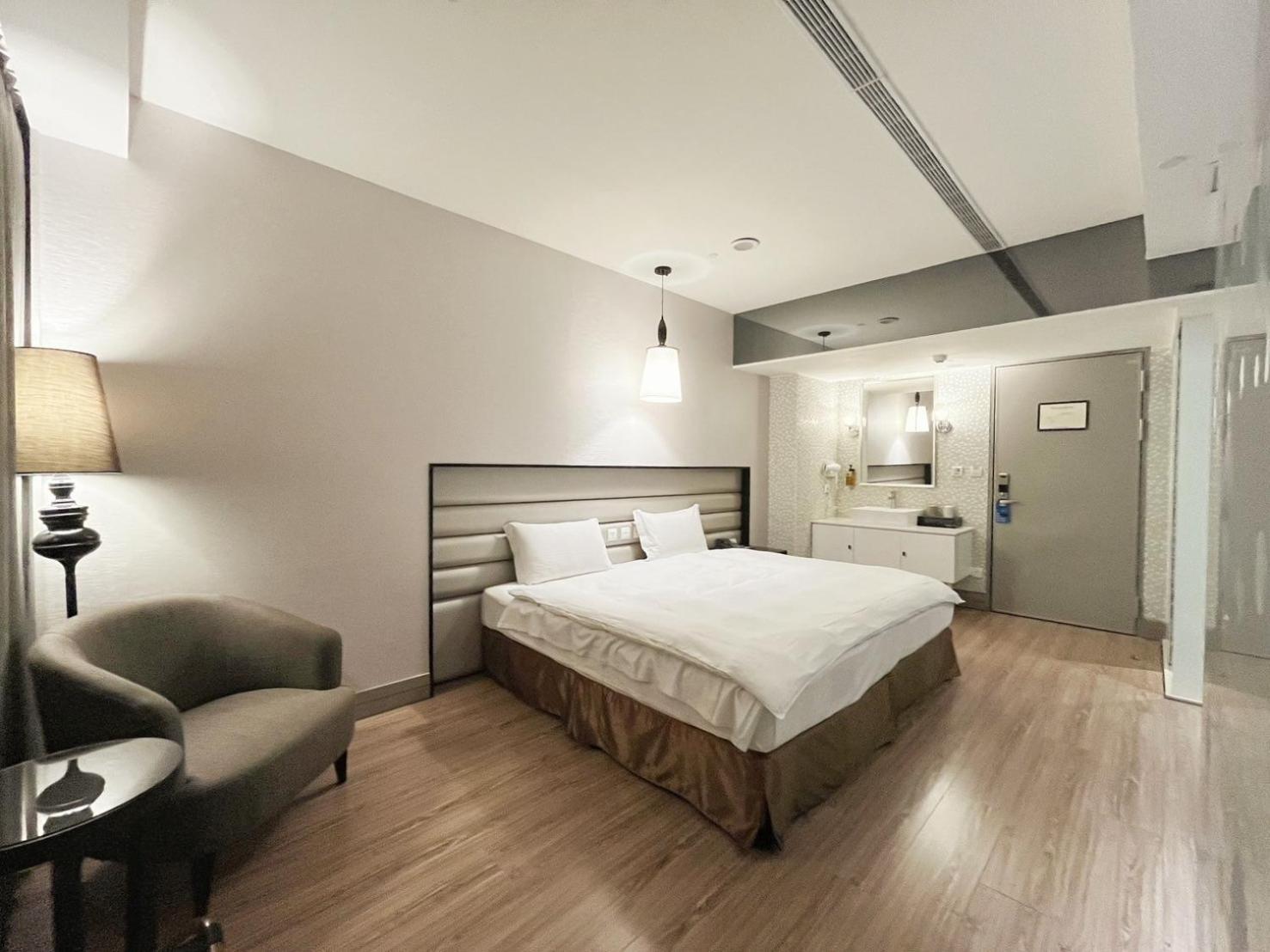 Stay Hotel - Taichung Yizhong Екстер'єр фото