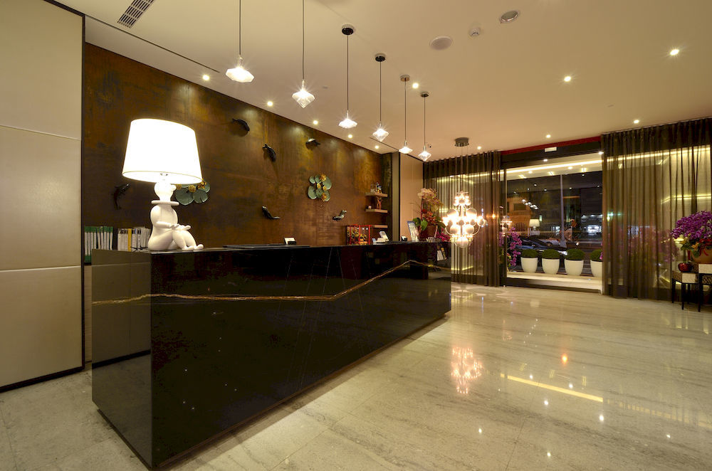 Stay Hotel - Taichung Yizhong Екстер'єр фото