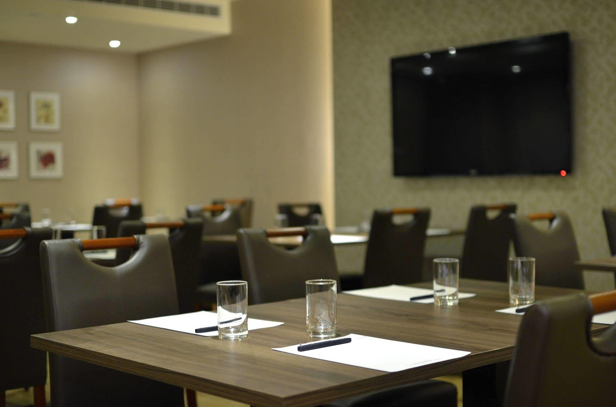 Stay Hotel - Taichung Yizhong Екстер'єр фото